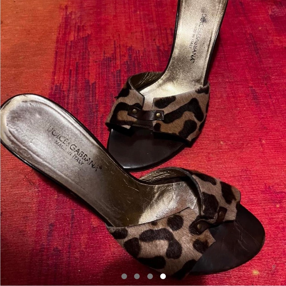 Dolce and Gabanna leopard print kitten heels